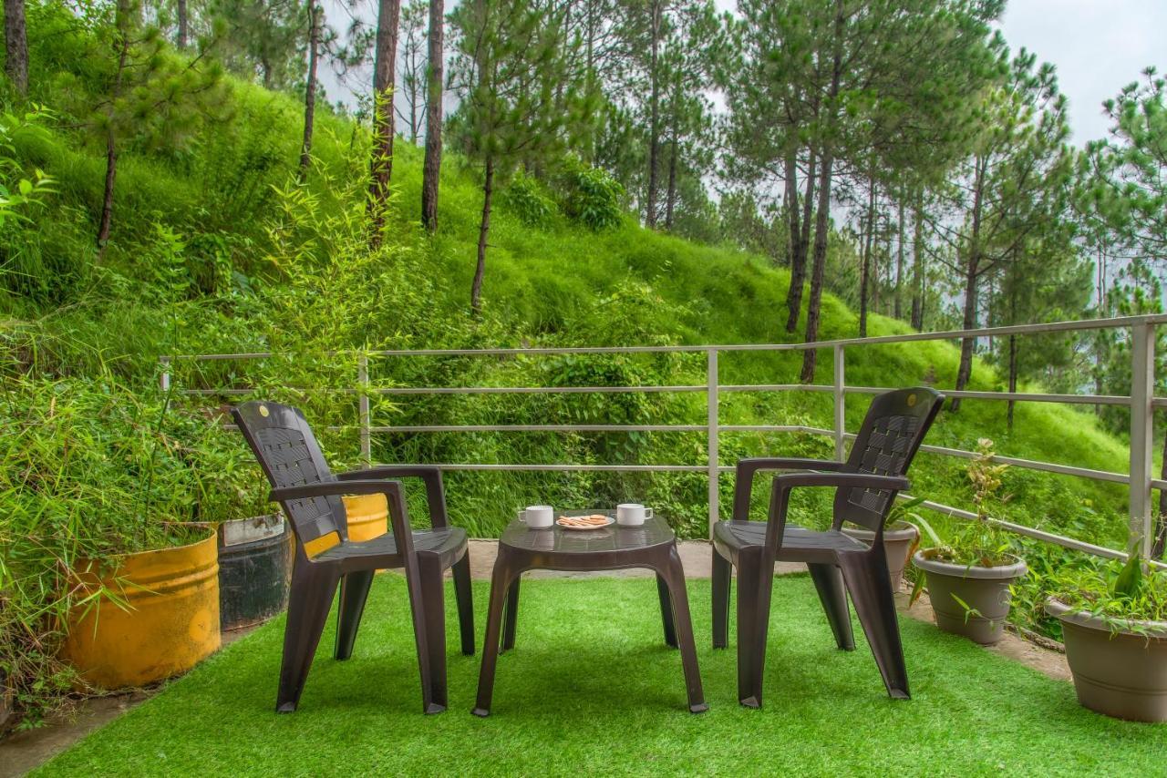 Hillcrest Heights Bed & Breakfast Kasauli Exterior photo