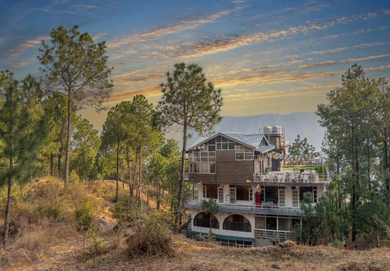 Hillcrest Heights Bed & Breakfast Kasauli Exterior photo