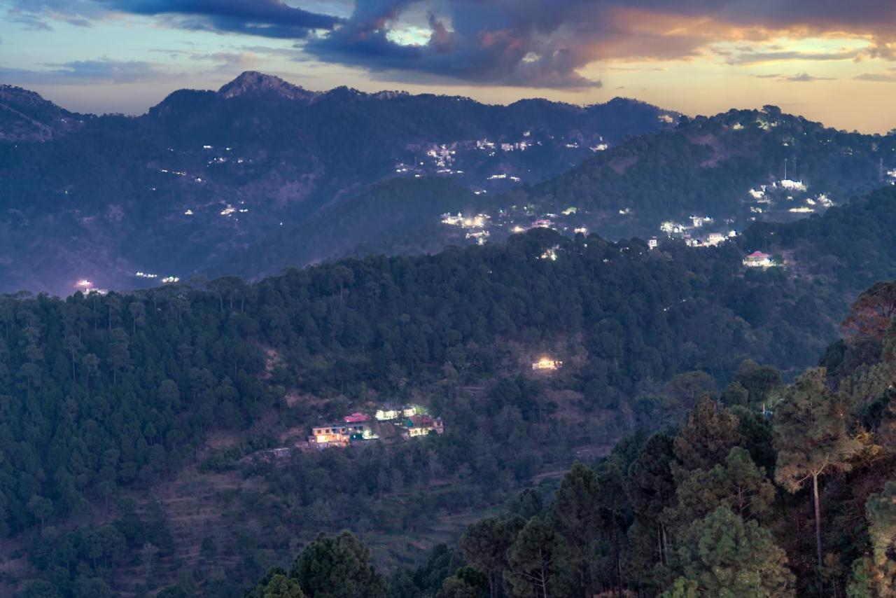 Hillcrest Heights Bed & Breakfast Kasauli Exterior photo